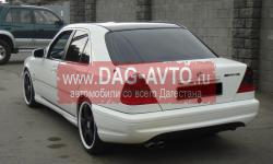    Mercedes-Benz E-,   - AMV900